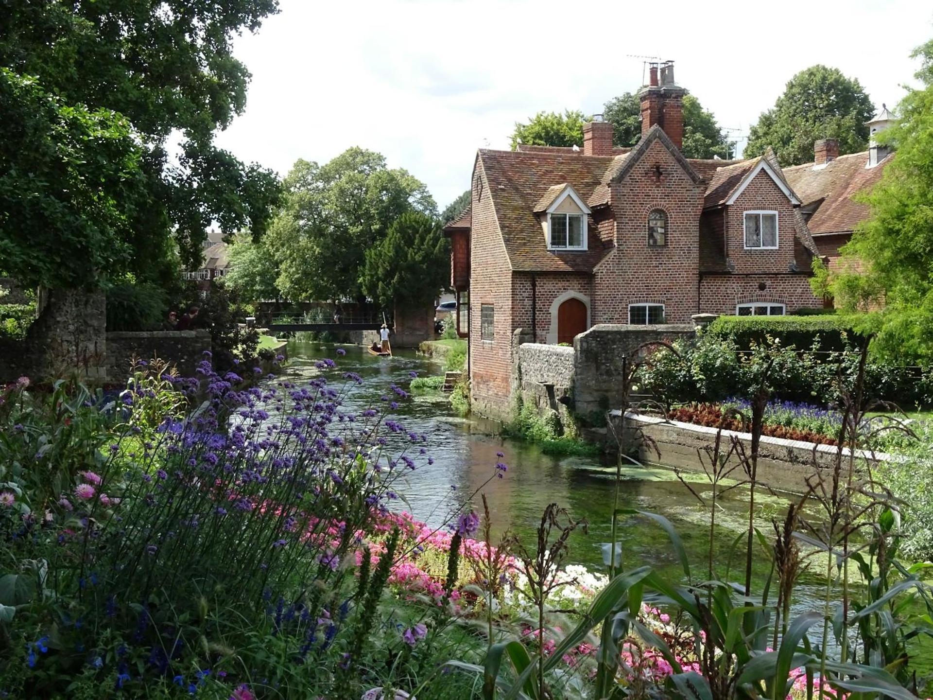 Stylish 3-Bedroom Home In Canterbury City-Centre - Superb Location! Eksteriør bilde